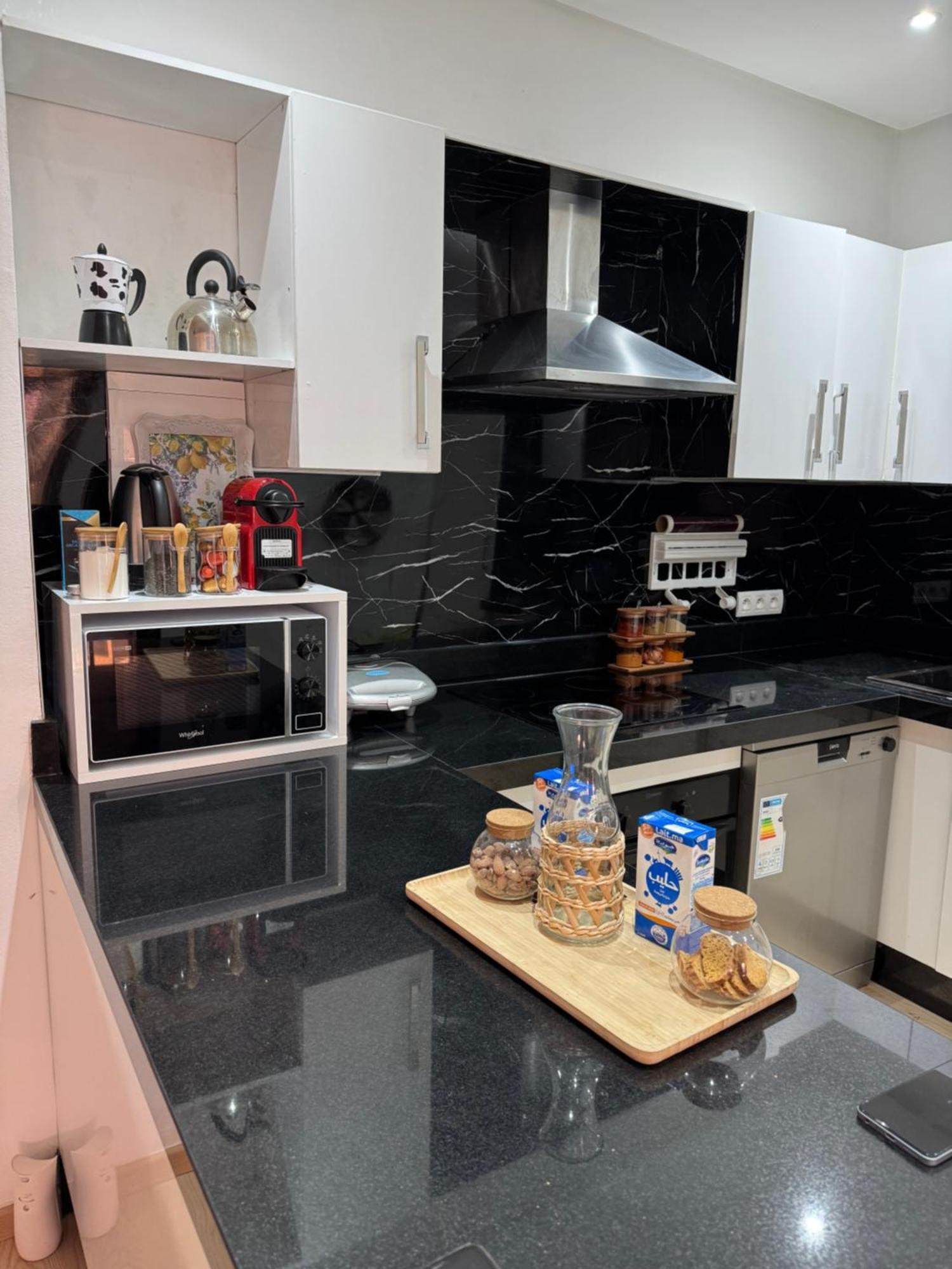 Appartement Centre Marrakech Gueliz - Cool & Cozy Apartment For A Family Stay In The Heart Of The City Марракеш Екстер'єр фото